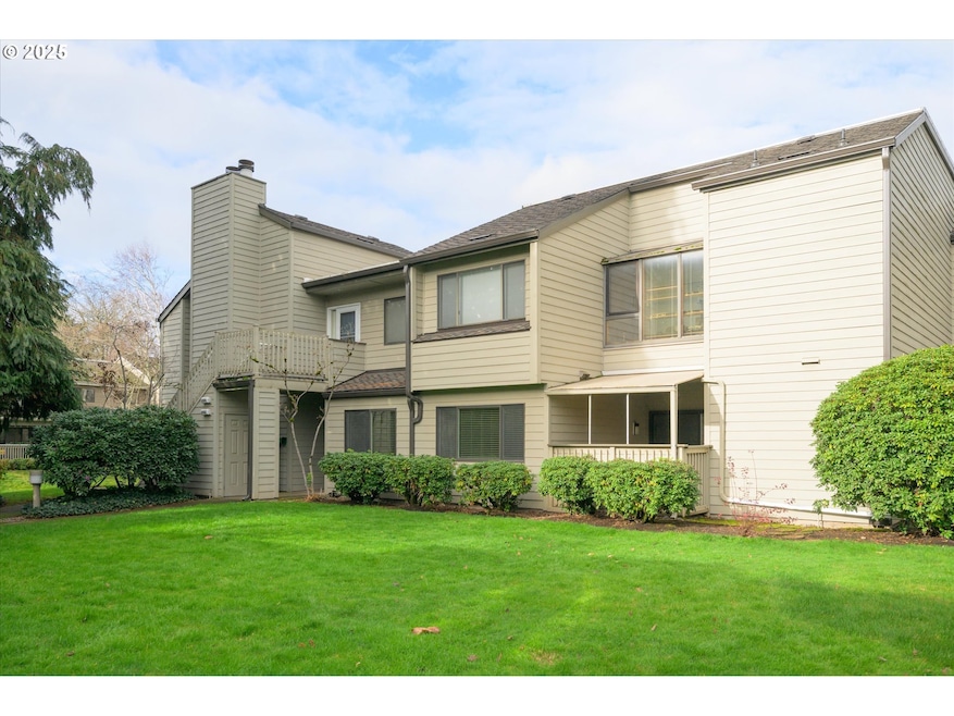 2062 Lake Isle Dr, Eugene, OR 97401 - photo 1