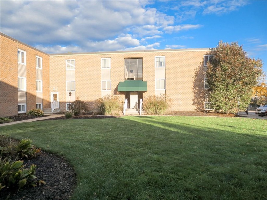 2 Main St unit 18, Albion, RI 02802 - photo 1