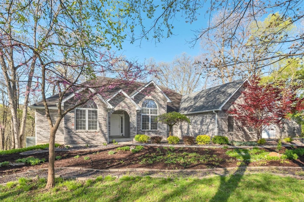 306 Walnut Forest