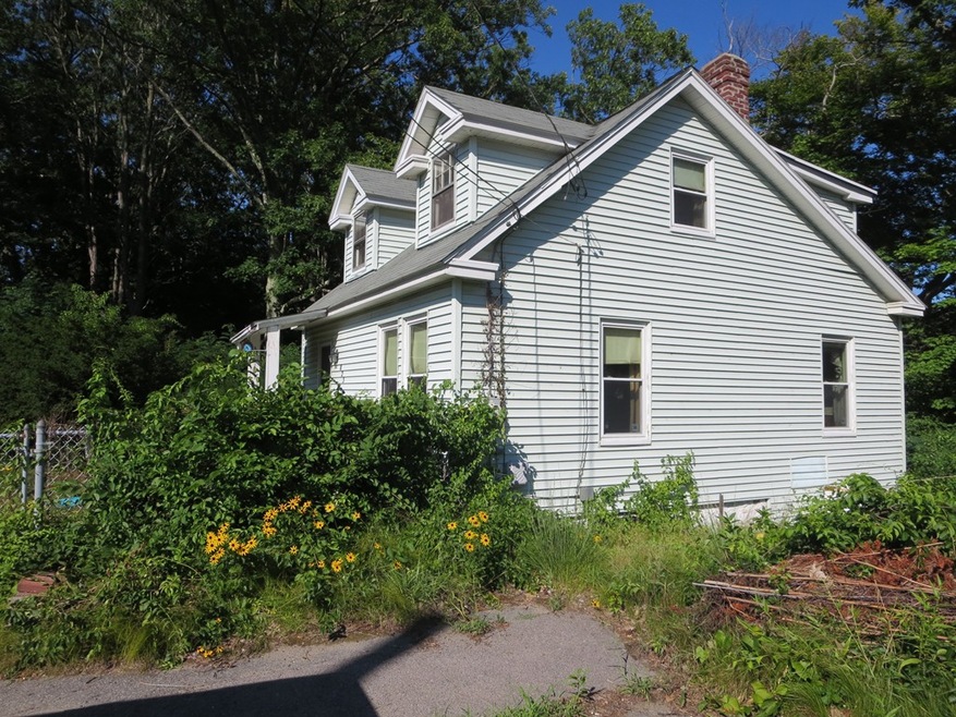 825 Merrimack Ave, Dracut, MA 01826 - photo 1