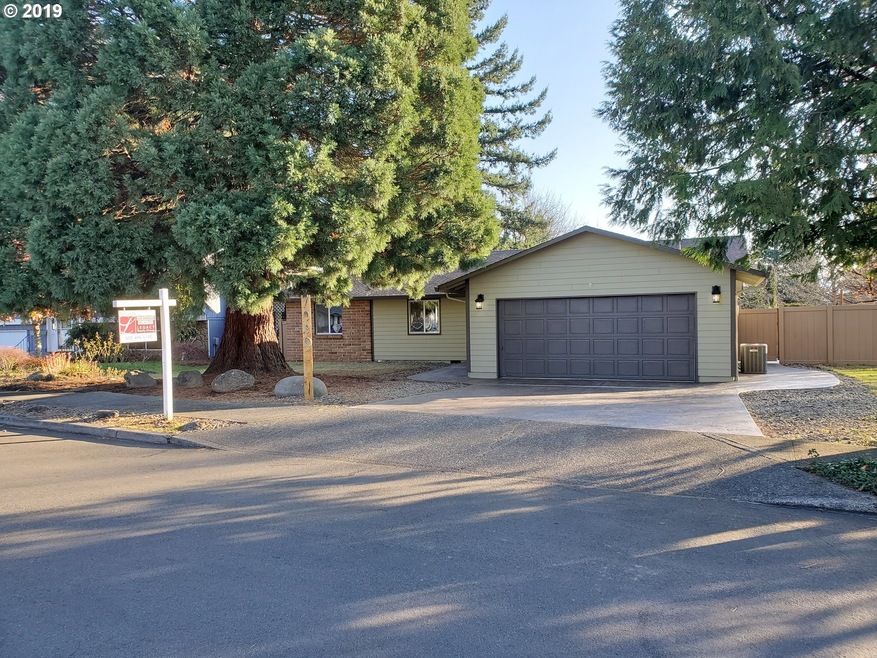 1930 SW Laura Ct, Troutdale, OR 97060 - photo 1