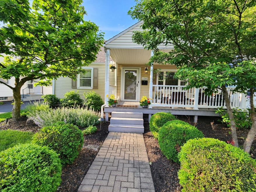530 Blenheim Rd, Columbus, OH 43214 - photo 1