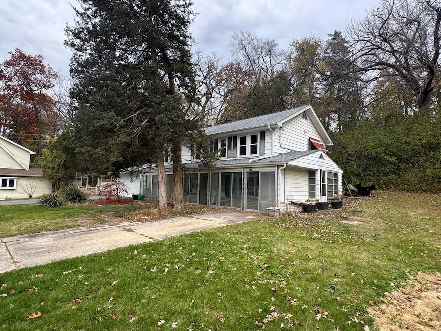 7741 Big Pine Ln, Burlington, WI 53105 - photo 1