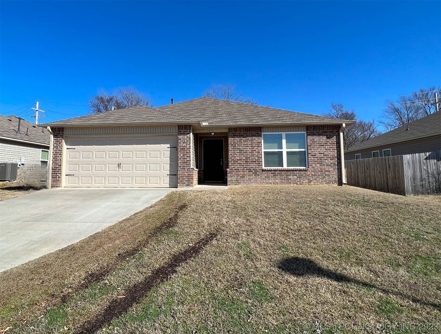 1413 S 31st St, Broken Arrow, OK 74014 - photo 1