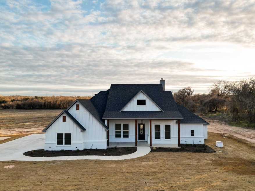 570 Central Rd, Weatherford, TX 76088 - photo 1