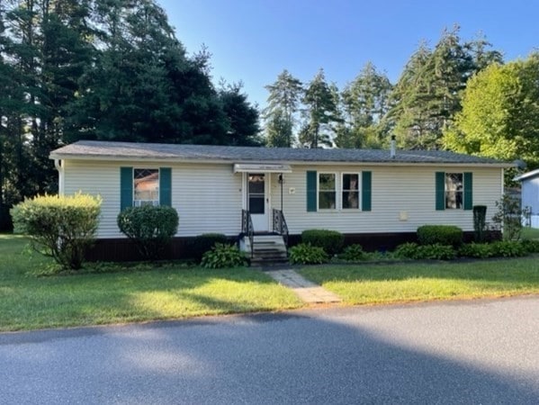 739 Daniel Shays Hwy, Athol, MA 01331 - photo 1