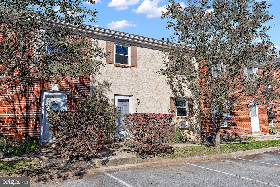 117 Railroad Ave unit A7, West Grove, PA 19390 - photo 1