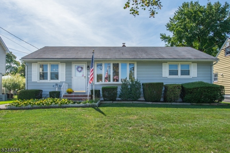 23 Joan Place, Clifton, NJ 07012 - photo 1