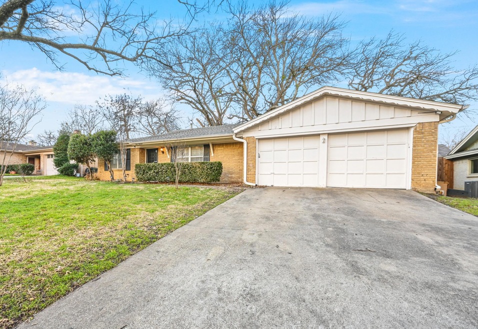 413 Belmont St, Hurst, TX 76053 - photo 1