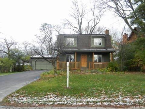 5812 BELGRAVE 007.JPG
