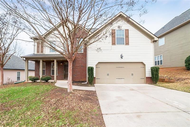 1039 Amber Waves Ave, Hoschton, GA 30548 - photo 1