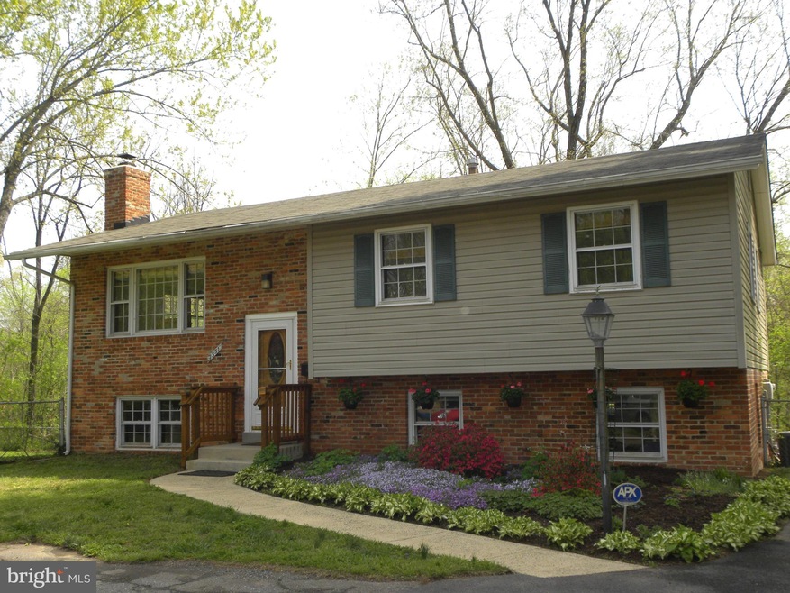 7351 Forrester Ln, Manassas, VA 20109 - photo 1