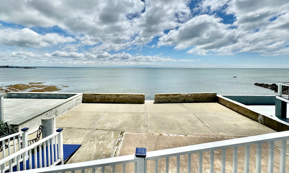 71 Hillside Ave, Milford, CT 06460 - photo 1