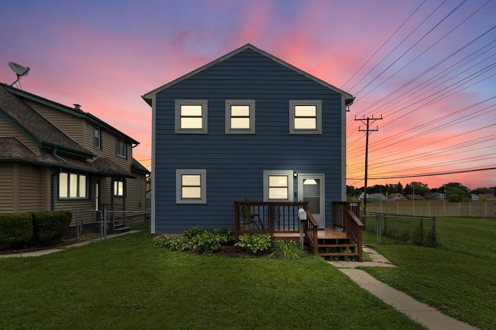 4056 S 5th St, Milwaukee, WI 53207 - photo 1