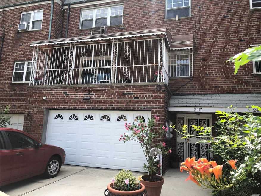 24-17 43rd St, Long Island City, NY 11103 - photo 1