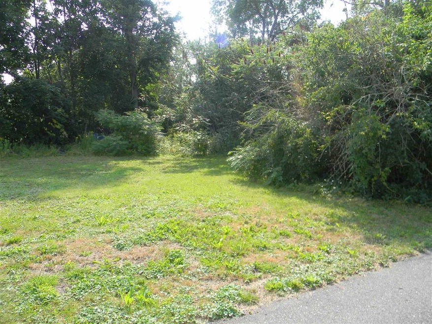 19 West St, Groveton, NH 03582 - photo 1