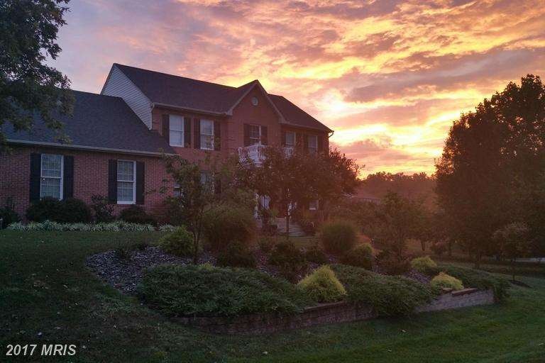 9189 Crescent Ln, La Plata, MD 20646 - photo 1