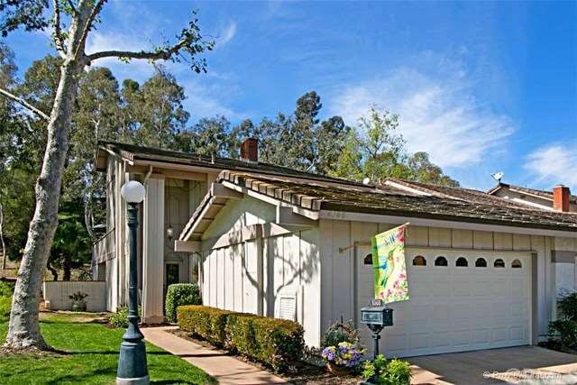 End unit home has privacy and natural light not fo