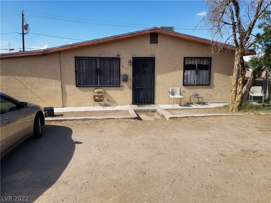 1030 W Lake Mead Blvd, Las Vegas, NV 89106 - photo 1