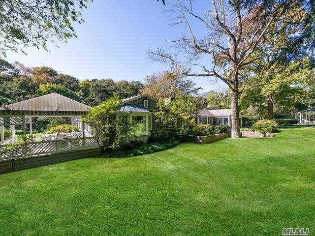 1281 Wolver Hollow Rd, Oyster Bay, NY 11771 - photo 1