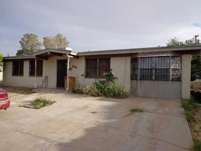 352 Mariana Cir, El Paso, TX 79915 - photo 1