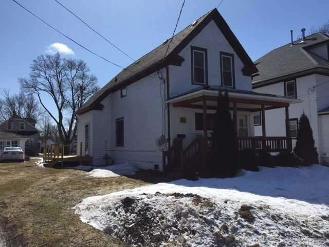 Exterior Front