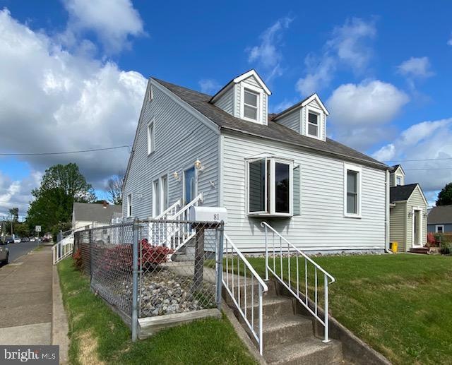 81 Andrew St, Trenton, NJ 08610 - photo 1