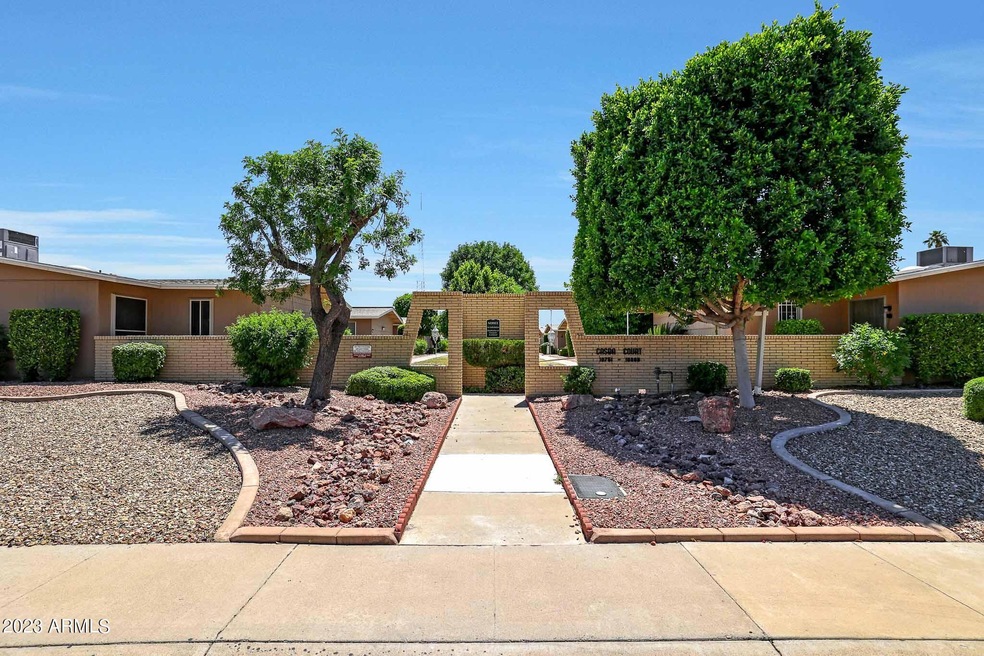 10751 W Santa fe Dr, Sun City, AZ 85351 - photo 1