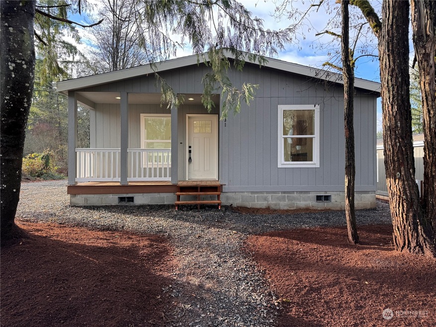 401 NW Fir St, Winlock, WA 98596 - photo 1