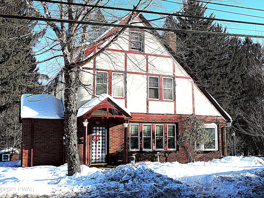 357 Ridge St, Honesdale, PA 18431 - photo 1