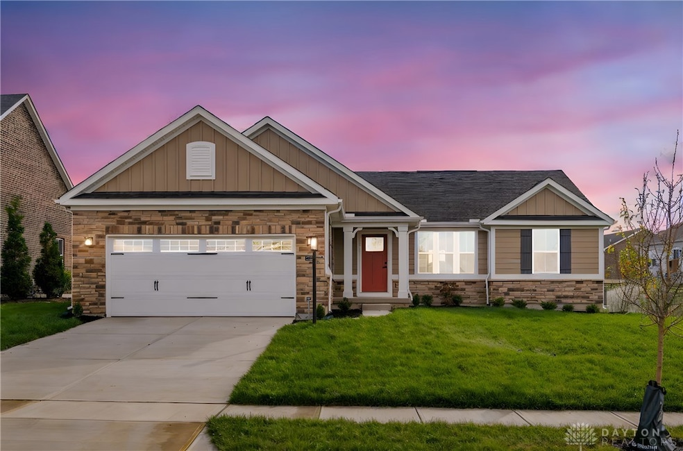 7055 Rivendell Cir, Centerville, OH 45459 - photo 1