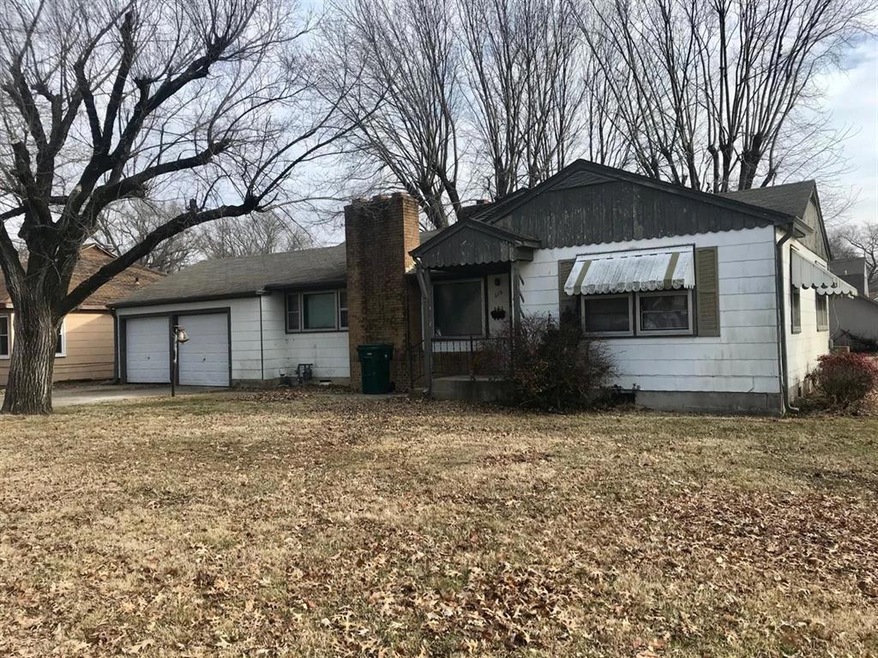 615 N 30th St, Parsons, KS 67357 - photo 1