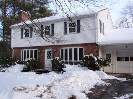 123 Strong Rd, Southampton, MA 01073 - photo 1