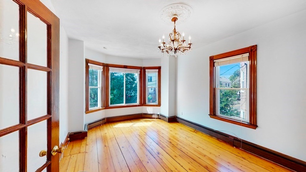 41 Temple St unit 2, Somerville, MA 02145 - photo 1