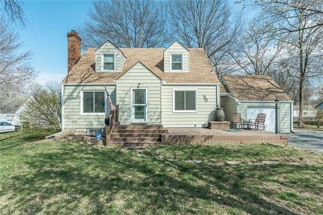 5631 Monrovia St, Shawnee, KS 66216 - photo 1