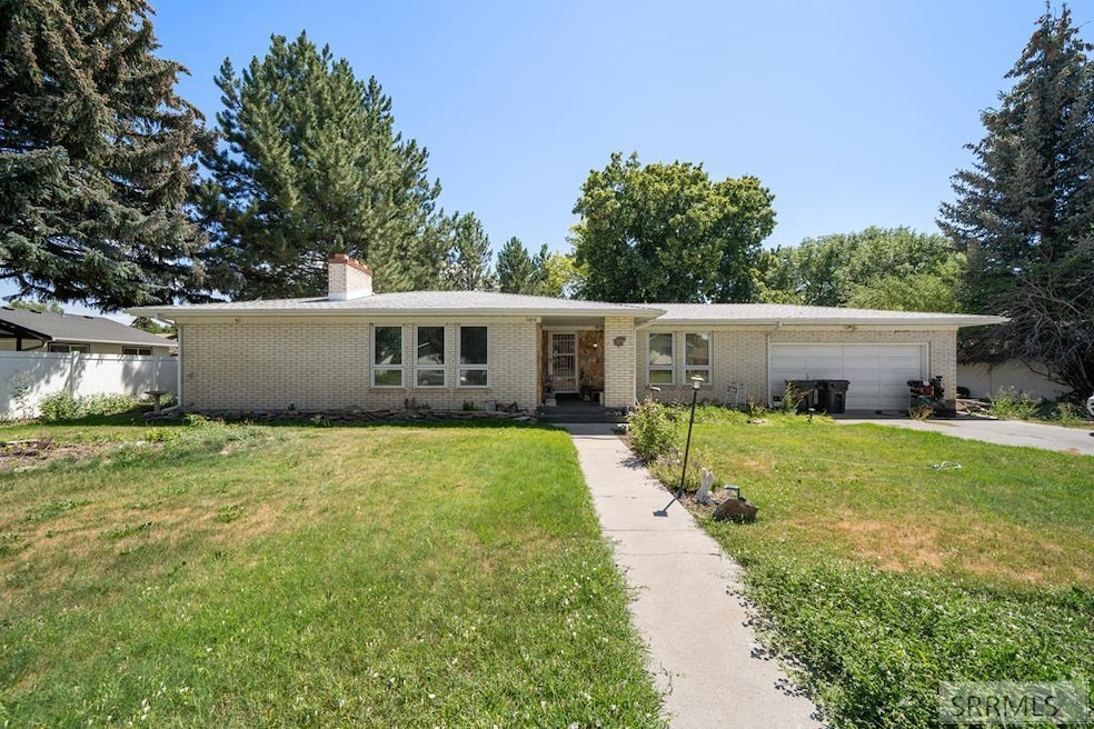 For Sale $340,000 • Co-Listing Agent