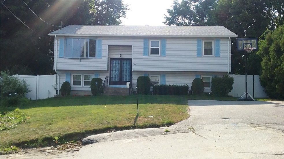 46 Bellevue Dr, Cranston, RI 02920 - photo 1