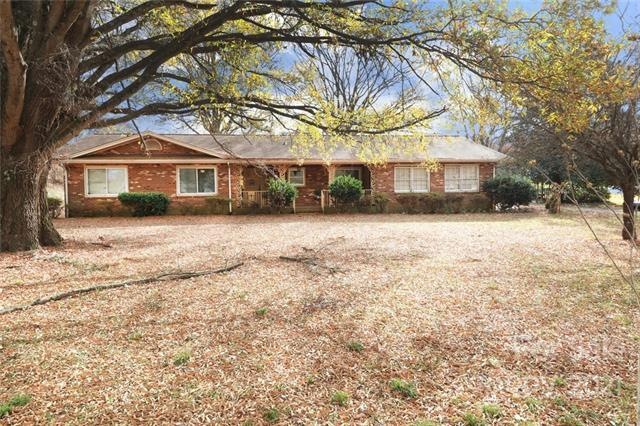 1130 Turnersburg Hwy, Statesville, NC 28625 - photo 1