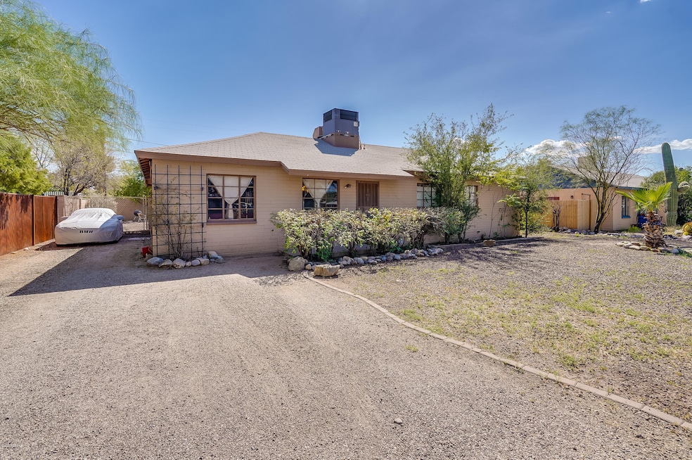 4742 E Montecito St, Tucson, AZ 85711 - photo 1