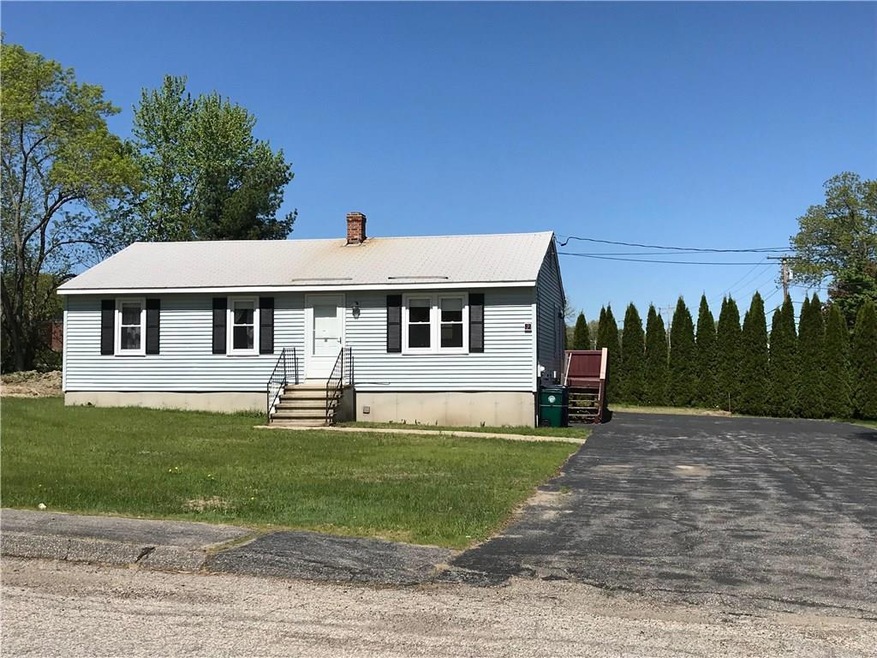 2 Village Ln, Biddeford, ME 04005 - photo 1