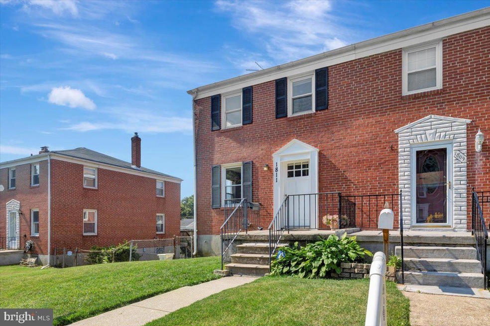 1811 Trenleigh Rd, Parkville, MD 21234 - photo 1