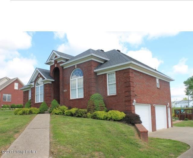 202 Crescent View Dr, Shepherdsville, KY 40165 - photo 1