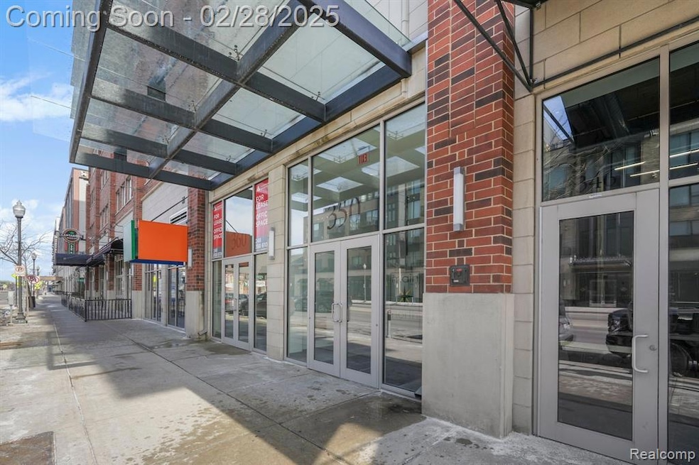 Main North unit 714, Royal Oak, MI 48067 - photo 1