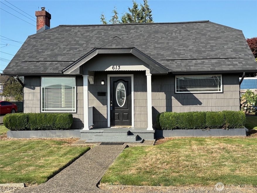 613 N Jeffries St, Aberdeen, WA 98520 - photo 1