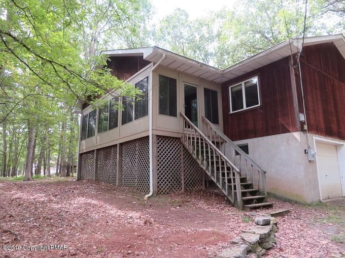 257 Fawn Lake Dr, Hawley, PA 18428 - photo 1