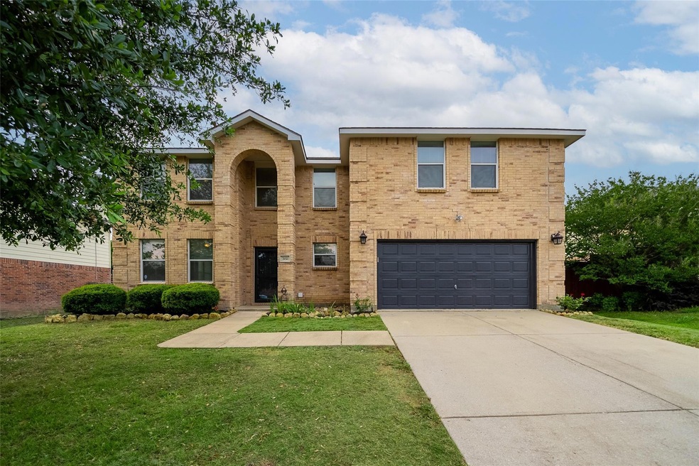 702 Cedar Bluff Dr, Wylie, TX 75098 - photo 1