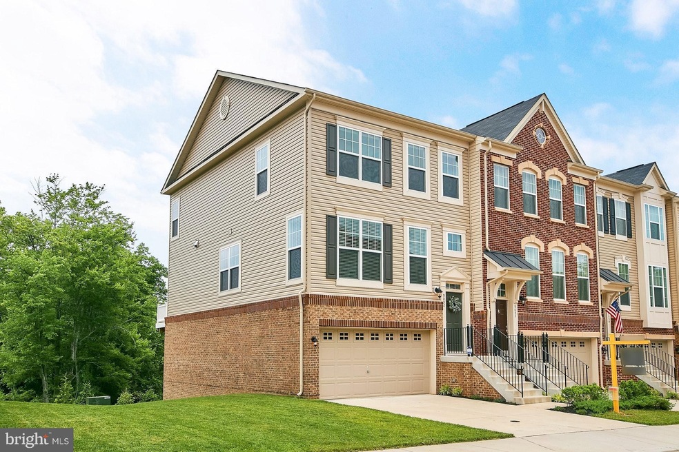 9052 Isabel Ln, Manassas Park, VA 20111 - photo 1