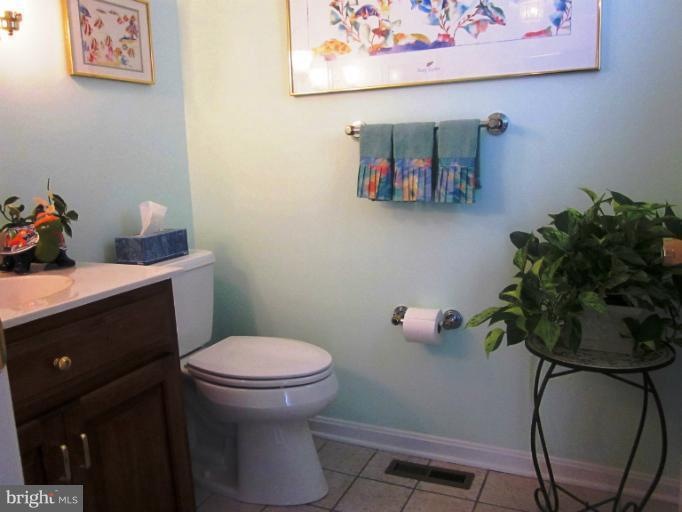 18 Killala Ct, Lutherville Timonium, MD 21093 - photo 1