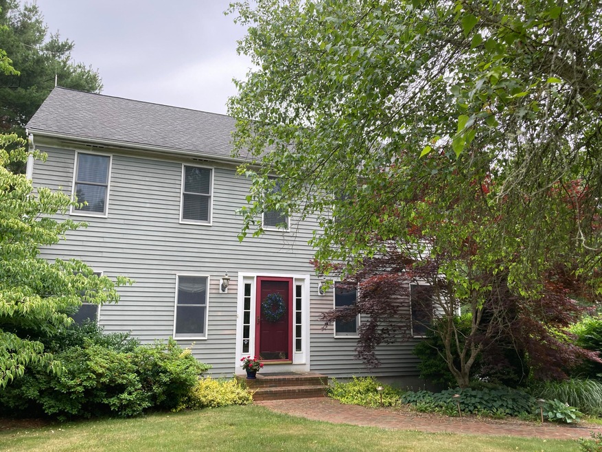 25 Monmouth Cir, North Falmouth, MA 02556 - photo 1