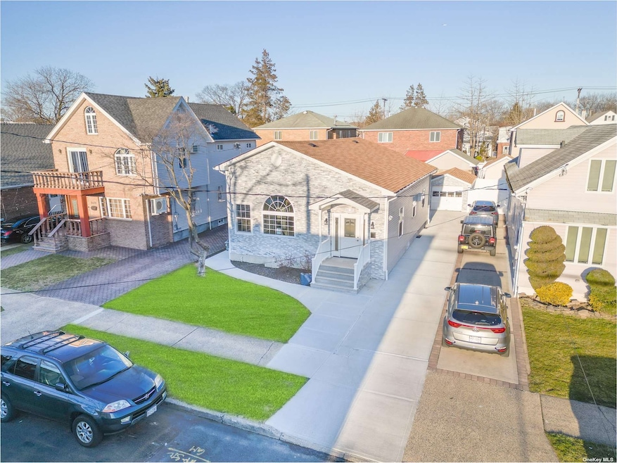 Sold $975,000 • Co-Listing Agent